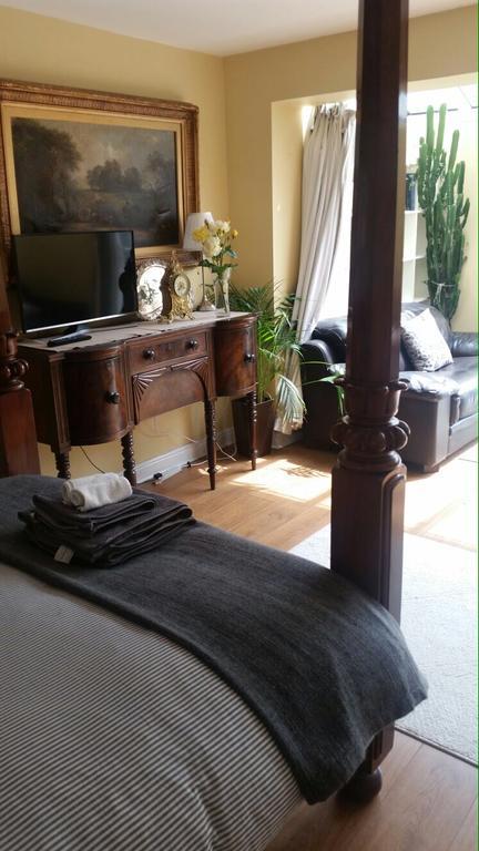 Lynbrook Grove Guesthouse London Bagian luar foto